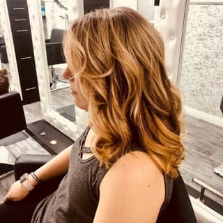 Logo Belle Styles Hair